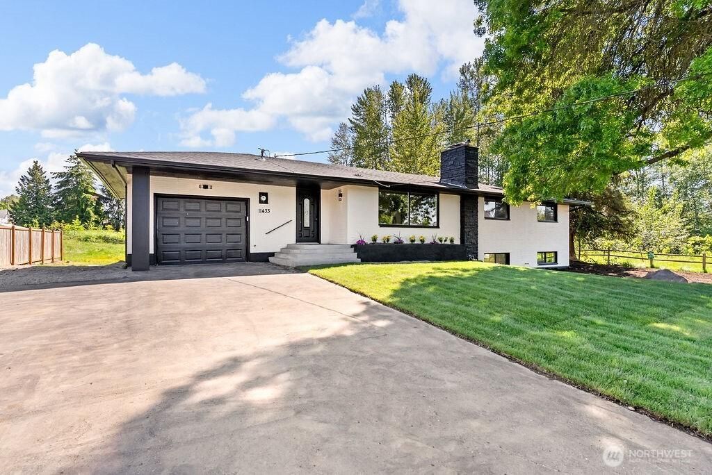 MLS #NWM2440770 image #0