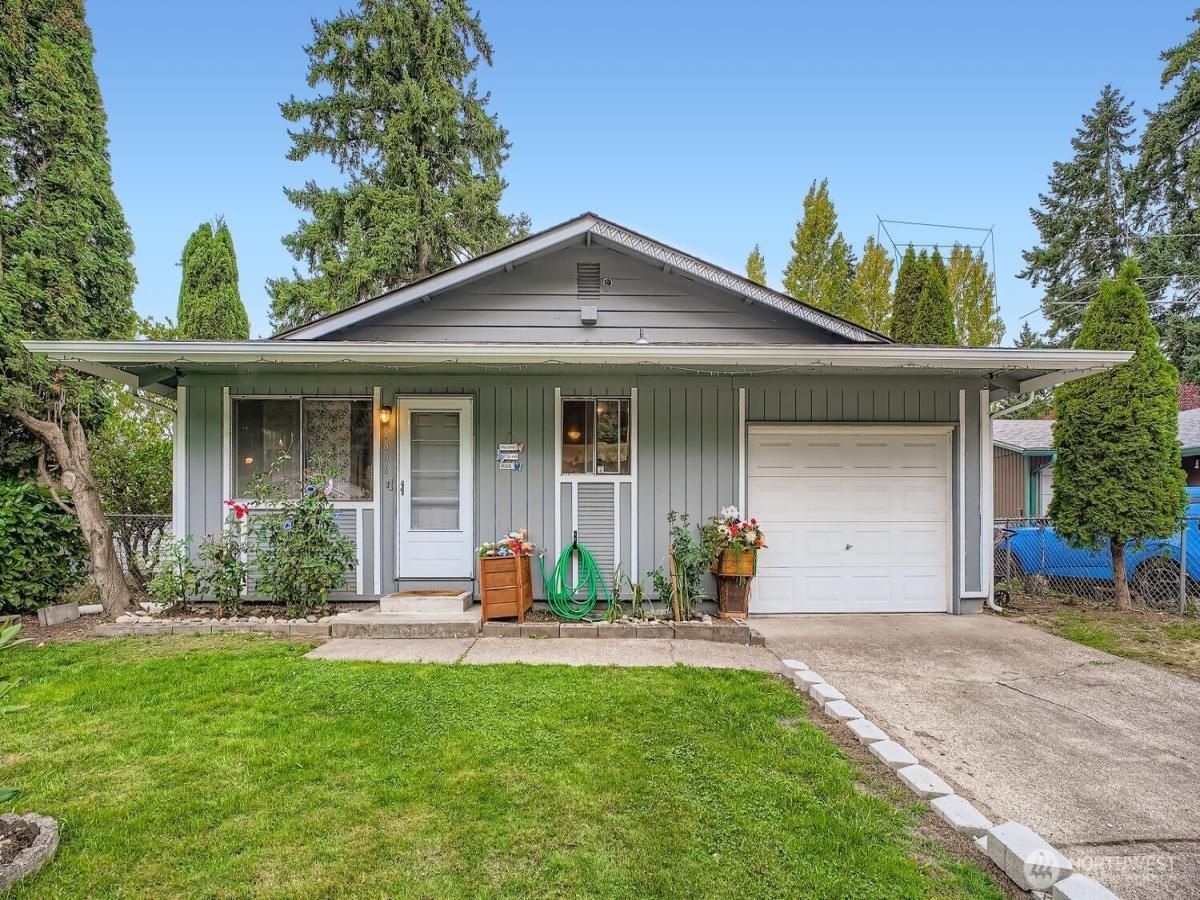 MLS #NWM2440850 image #0