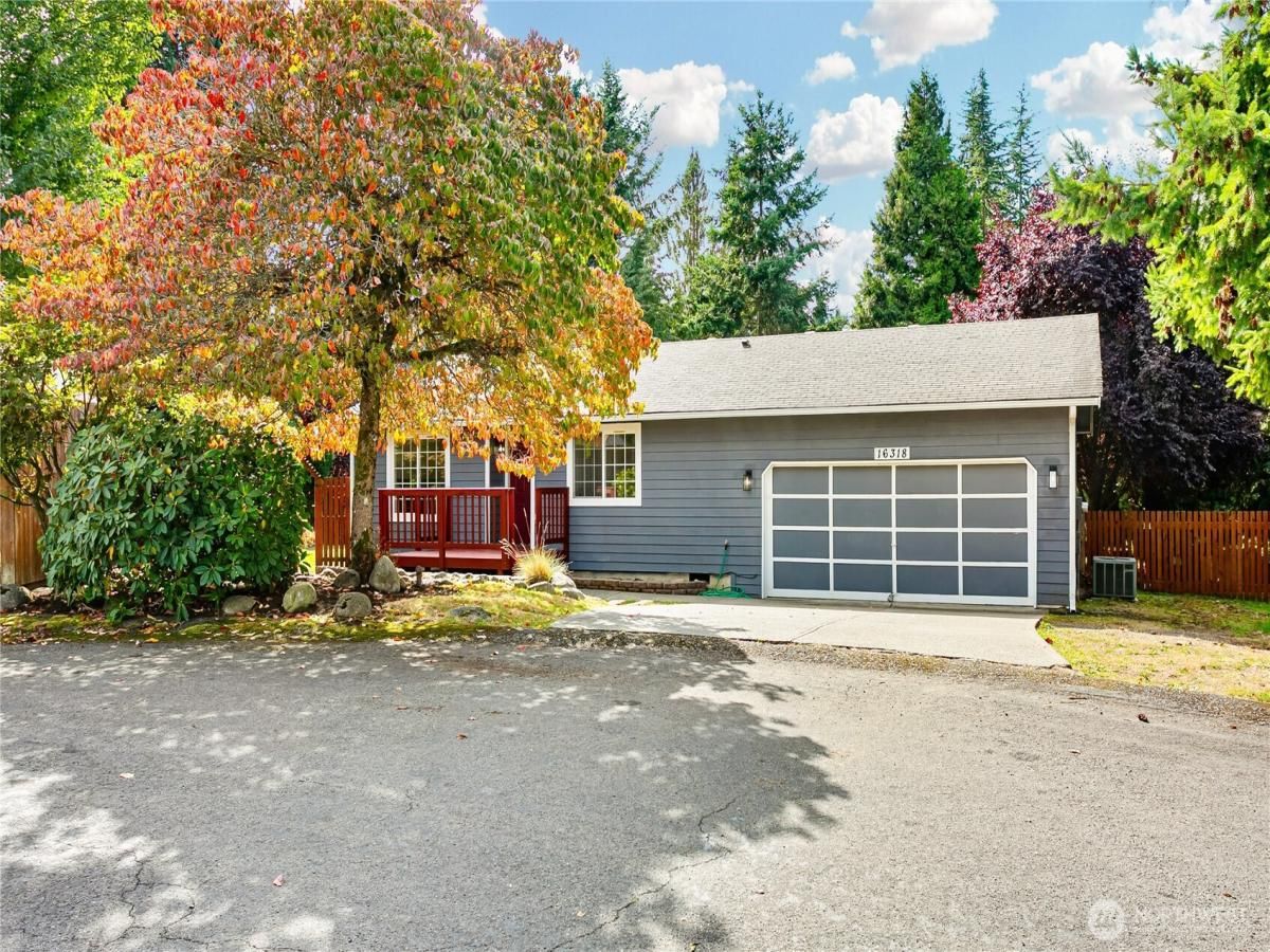 MLS #NWM2441003 image #0