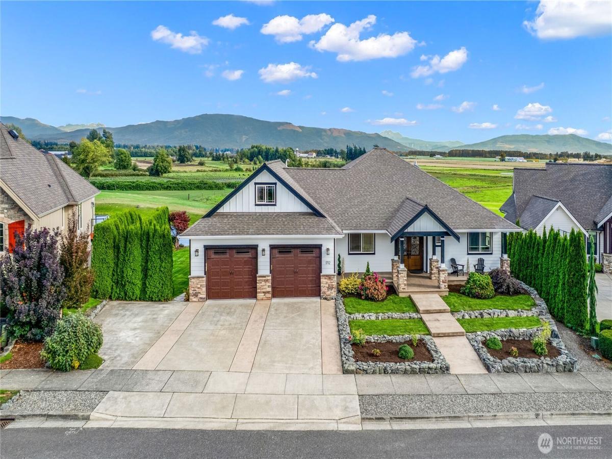 MLS #NWM2441023 image #0