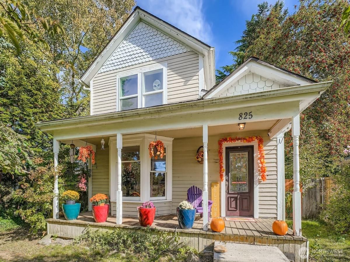 MLS #NWM2441110 image #0