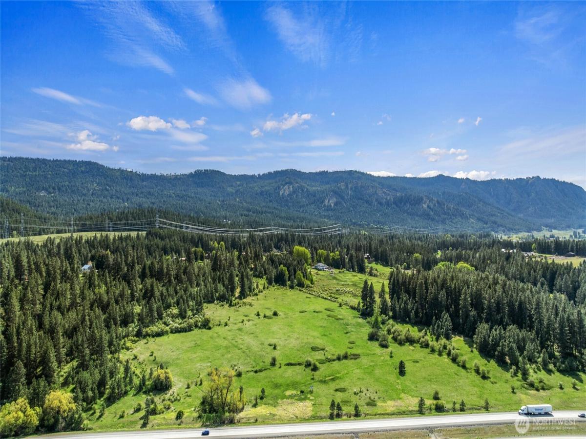 MLS #NWM2441160 image #0