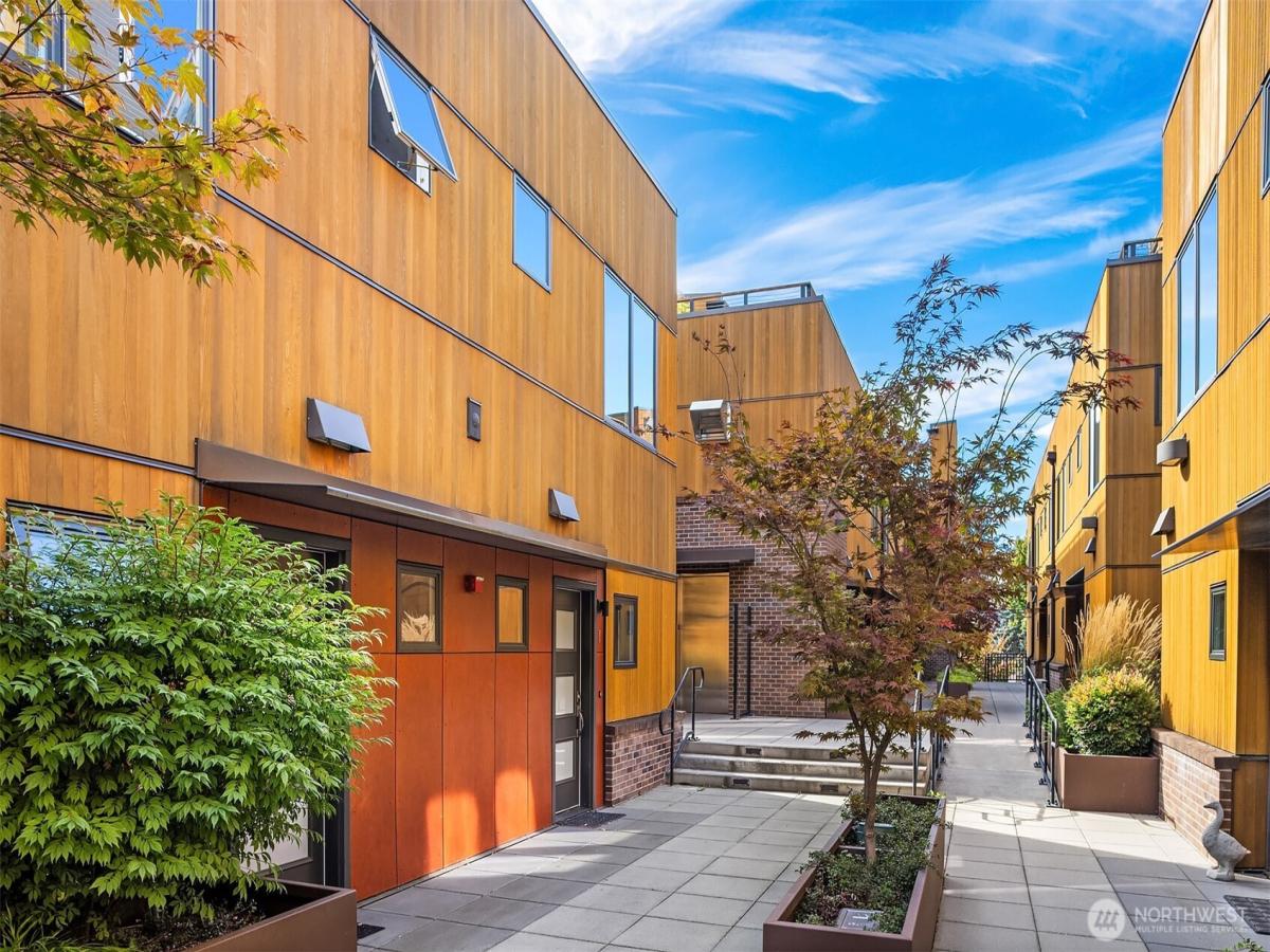 MLS #NWM2441224 image #0