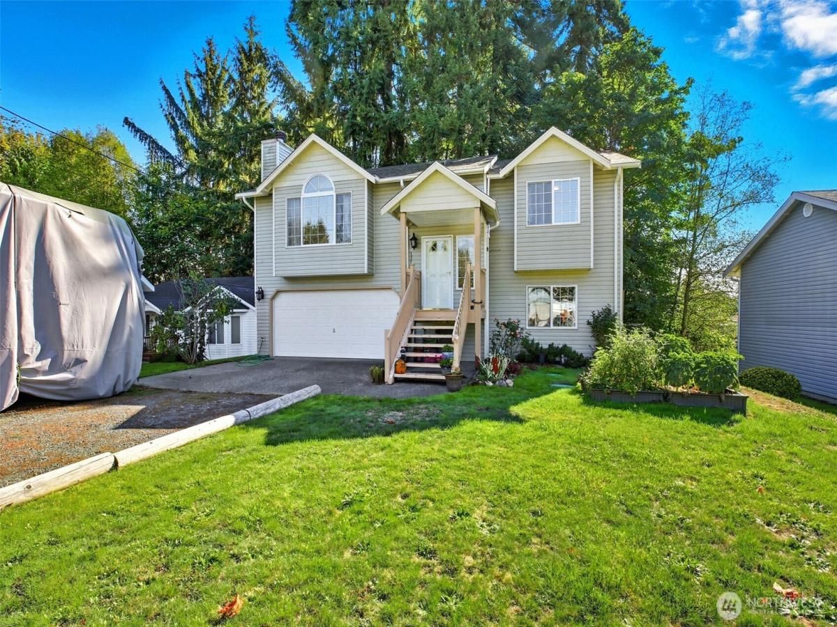 MLS #NWM2441320 image #0