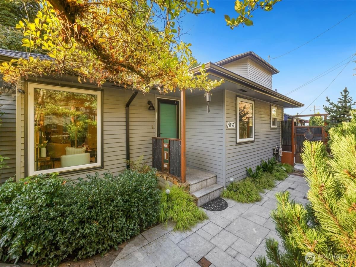 MLS #NWM2441369 image #0