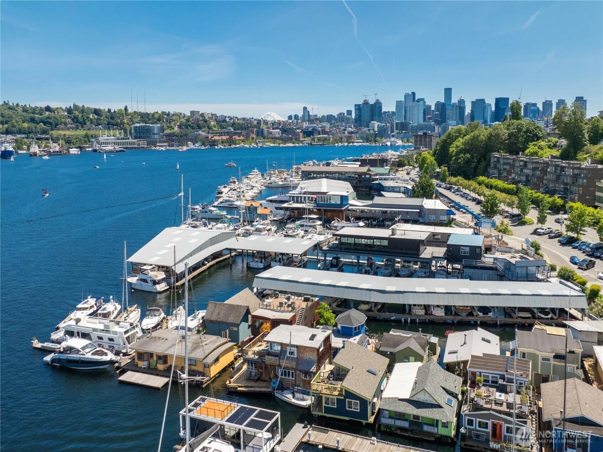 MLS #NWM2441469 image #0