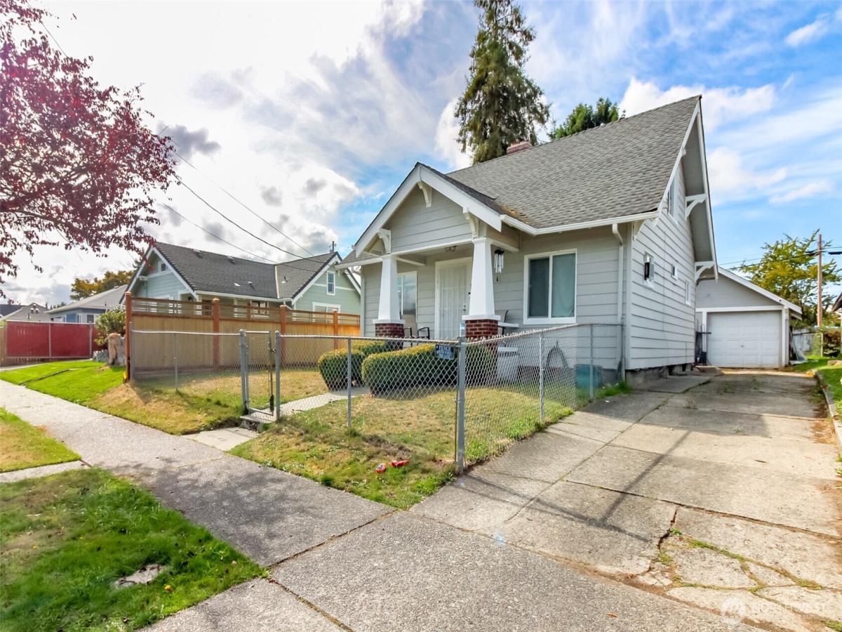 MLS #NWM2441495 image #0