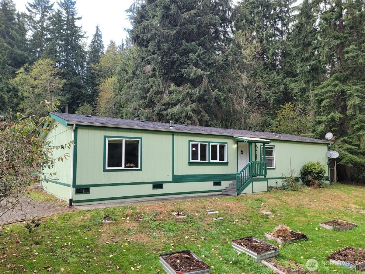 MLS #NWM2441538 image #0