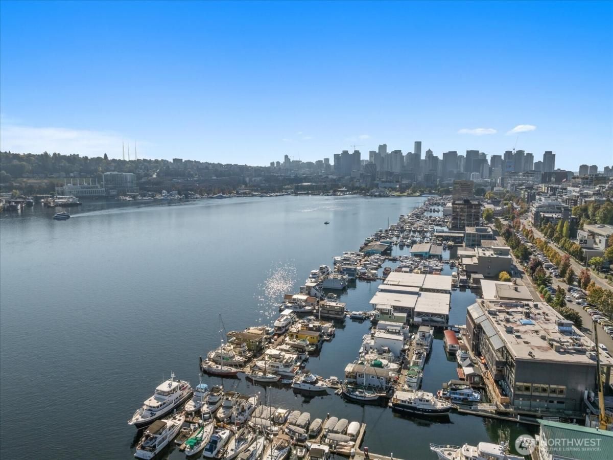 MLS #NWM2441622 image #0