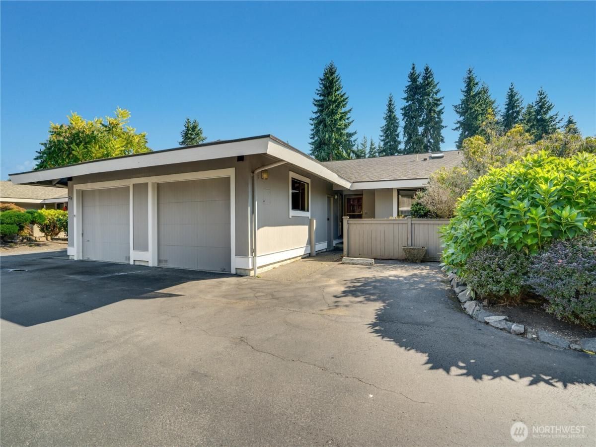 MLS #NWM2441636 image #0