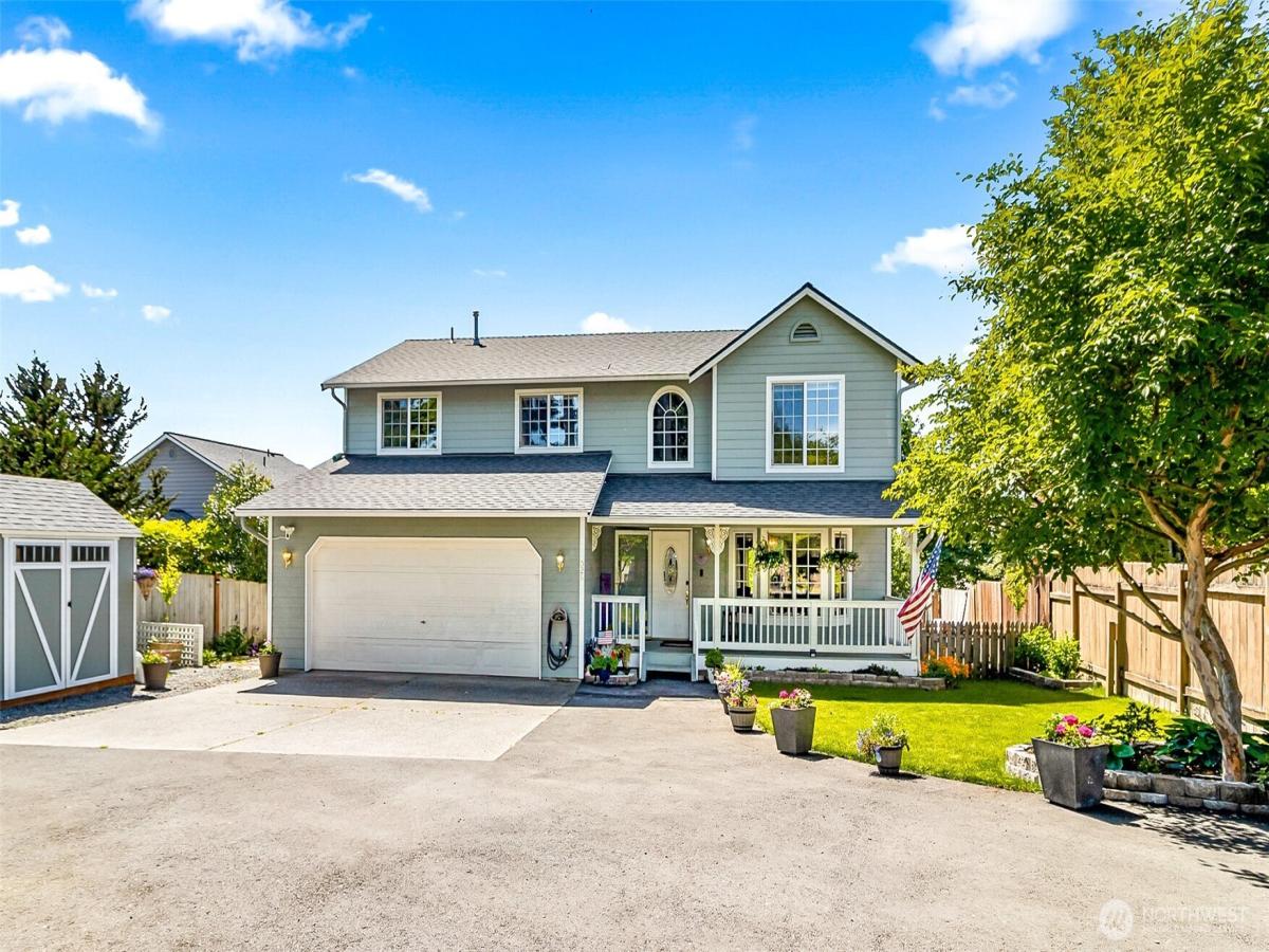 MLS #NWM2441843 image #0