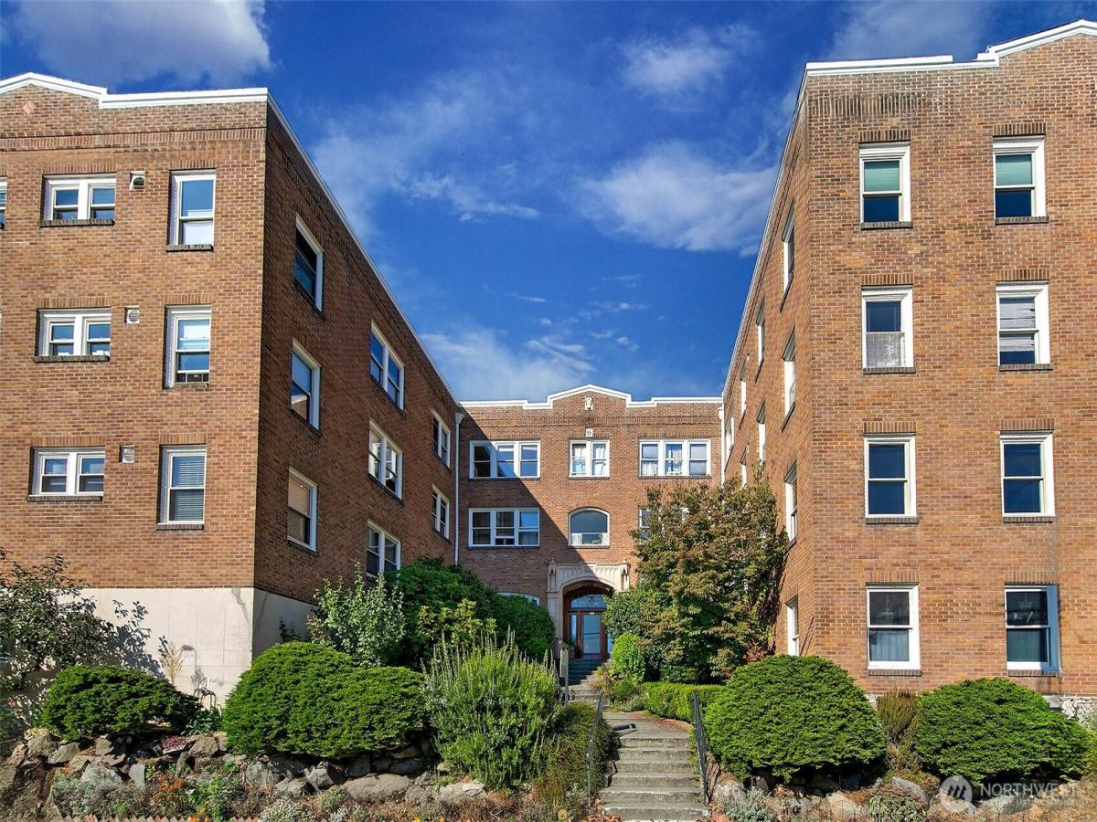 MLS #NWM2441861 image #0