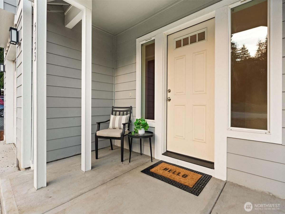 MLS #NWM2441888 image #0