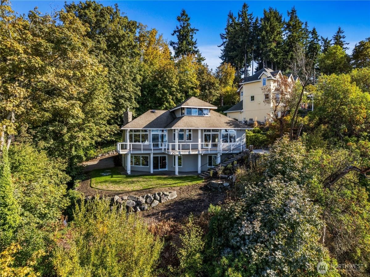 MLS #NWM2441912 image #0