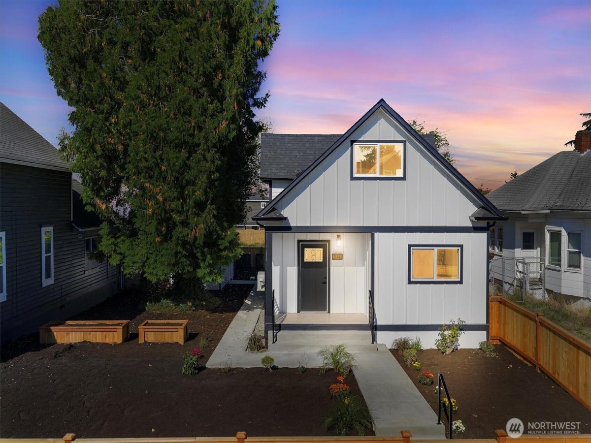 MLS #NWM2441913 image #0
