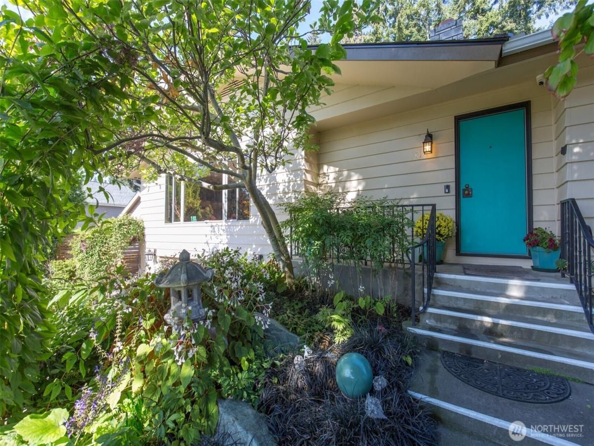 MLS #NWM2442130 image #0