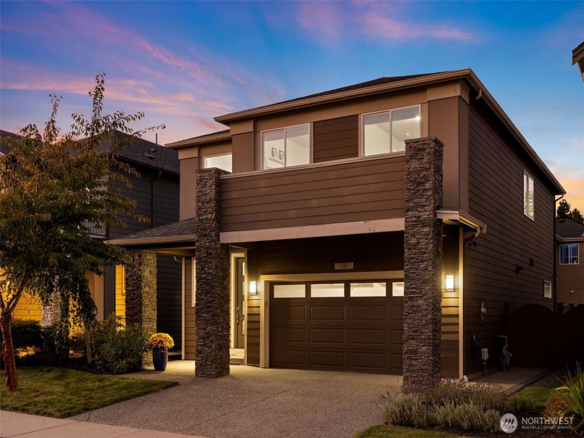 MLS #NWM2442382 image #0