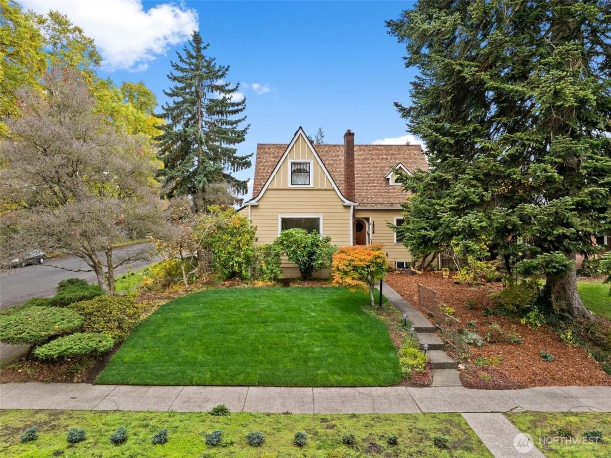 MLS #NWM2442461 image #0