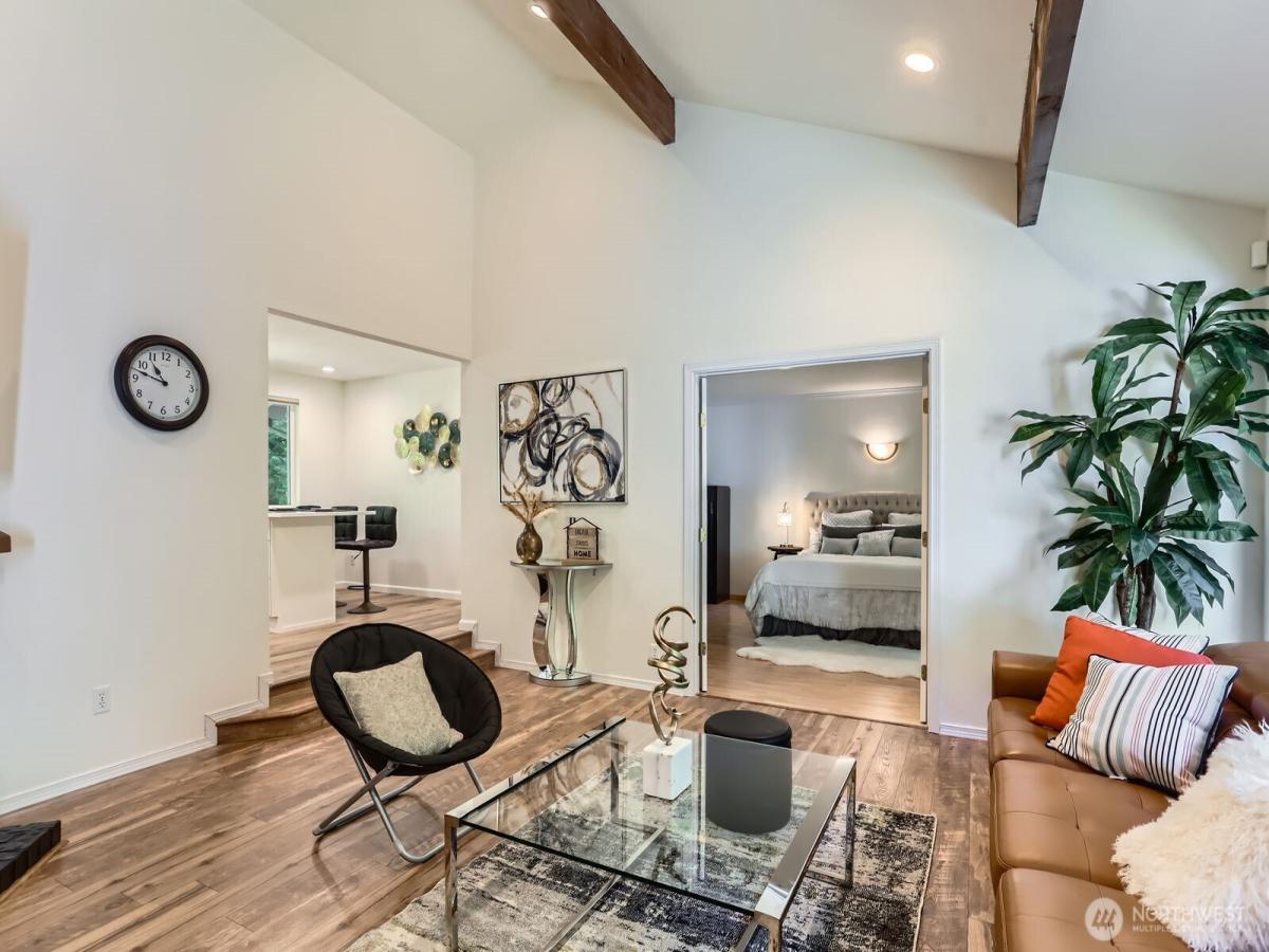 MLS #NWM2442495 image #0