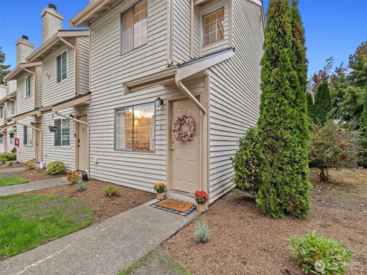 MLS #NWM2442538 image #0