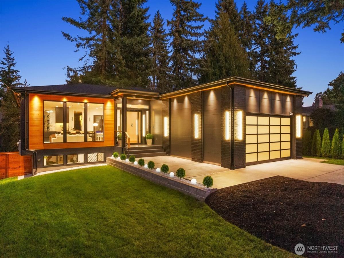 MLS #NWM2442622 image #0