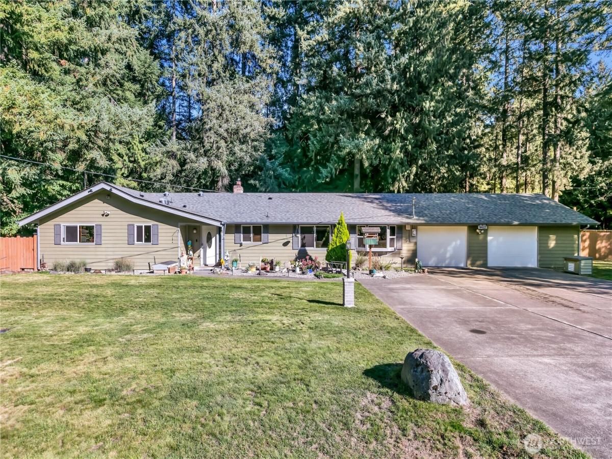 MLS #NWM2442855 image #0