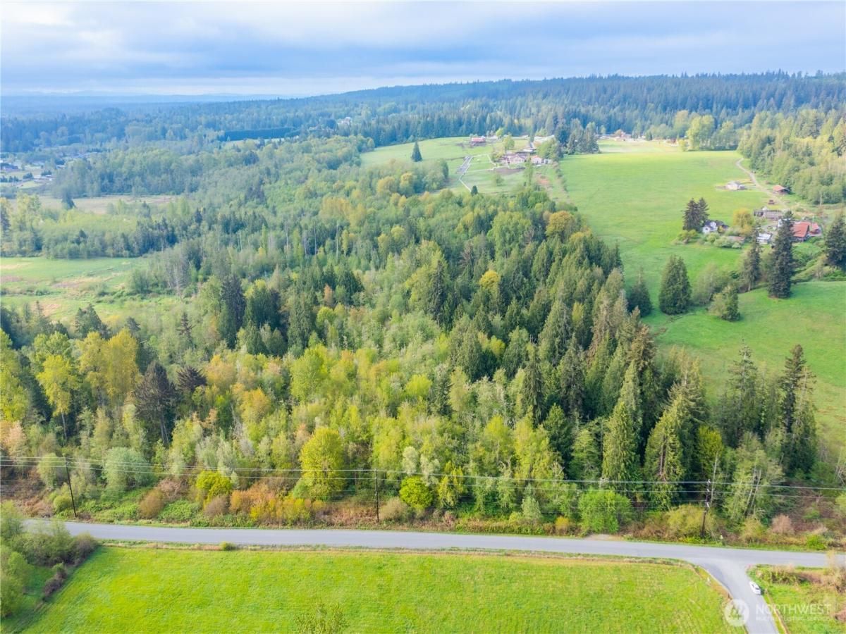 MLS #NWM2443160 image #0