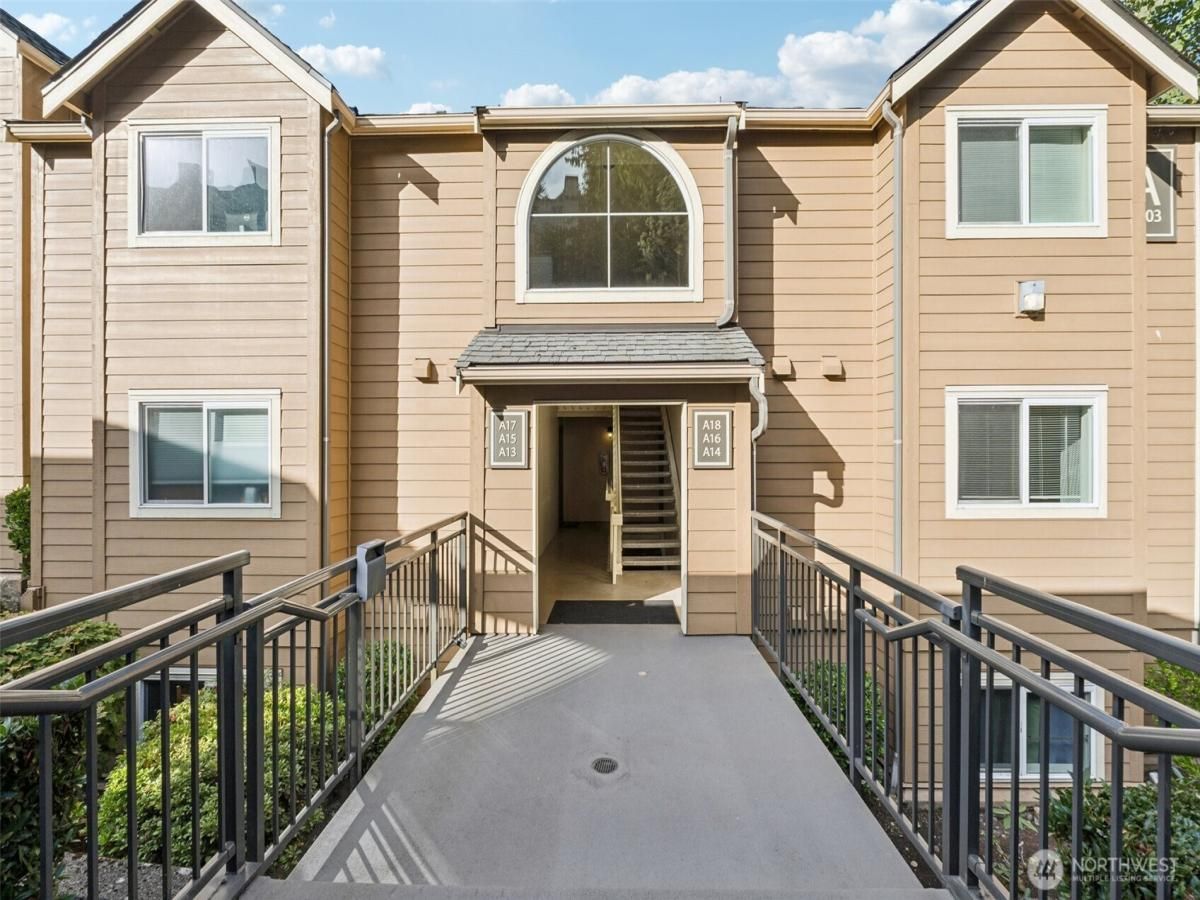 MLS #NWM2443230 image #0