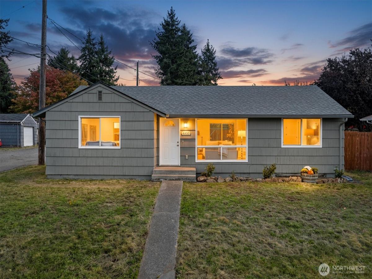 MLS #NWM2443247 image #0