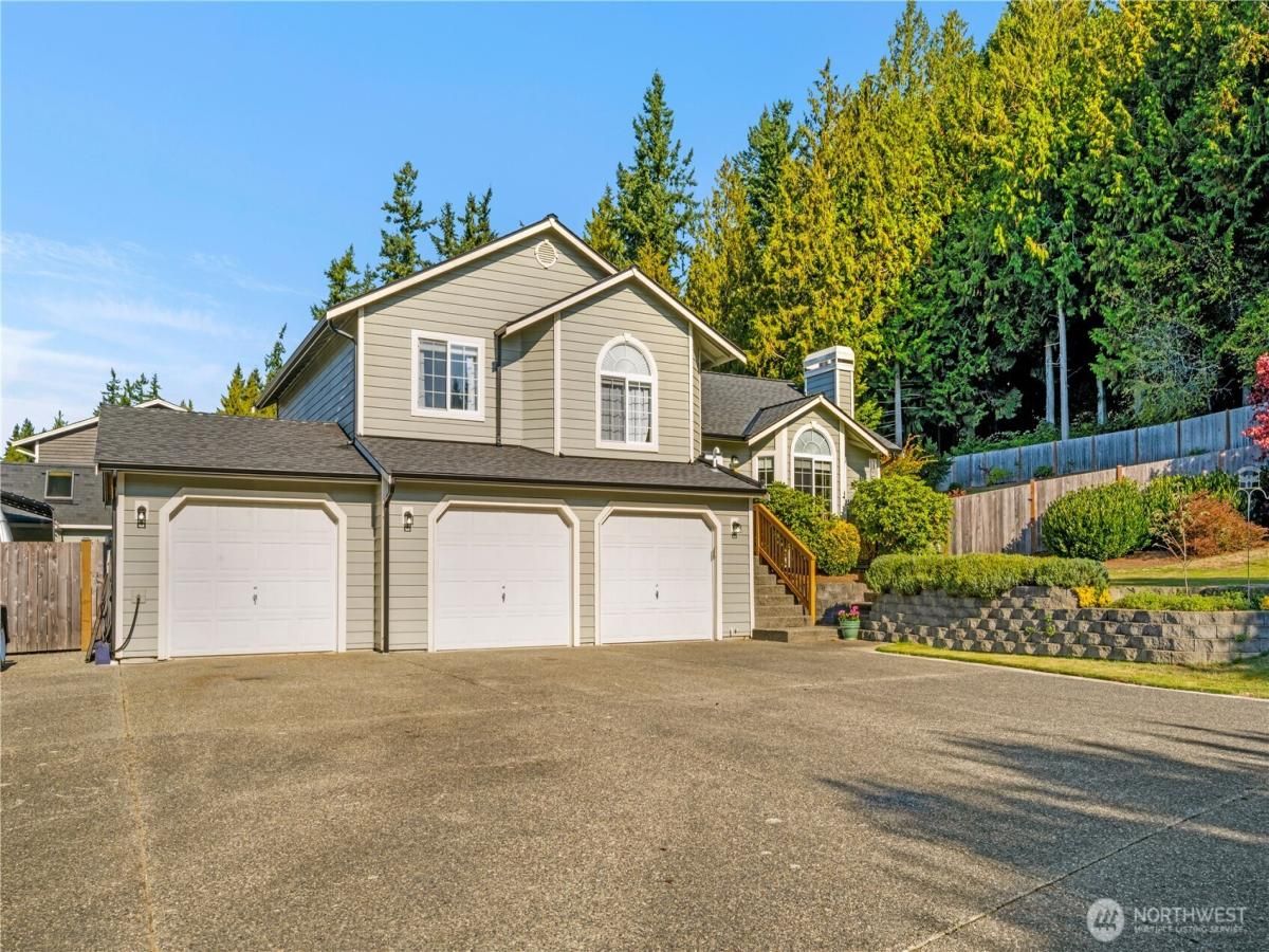 MLS #NWM2443315 image #0