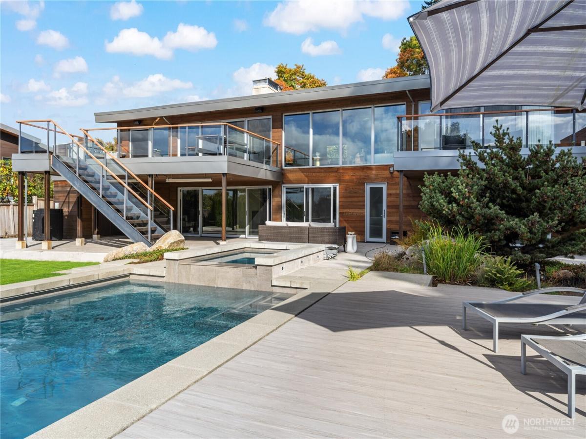 MLS #NWM2443318 image #0