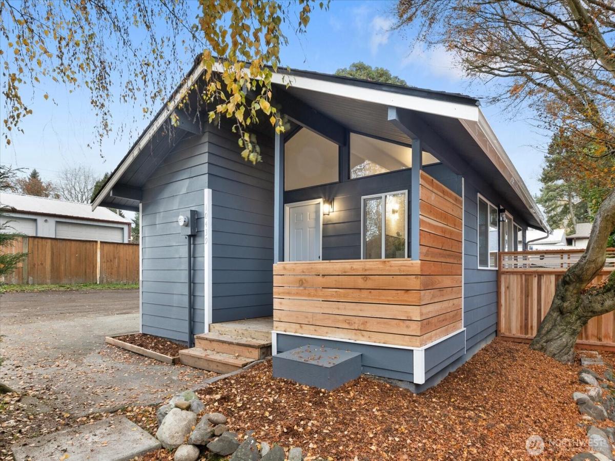 MLS #NWM2443352 image #0