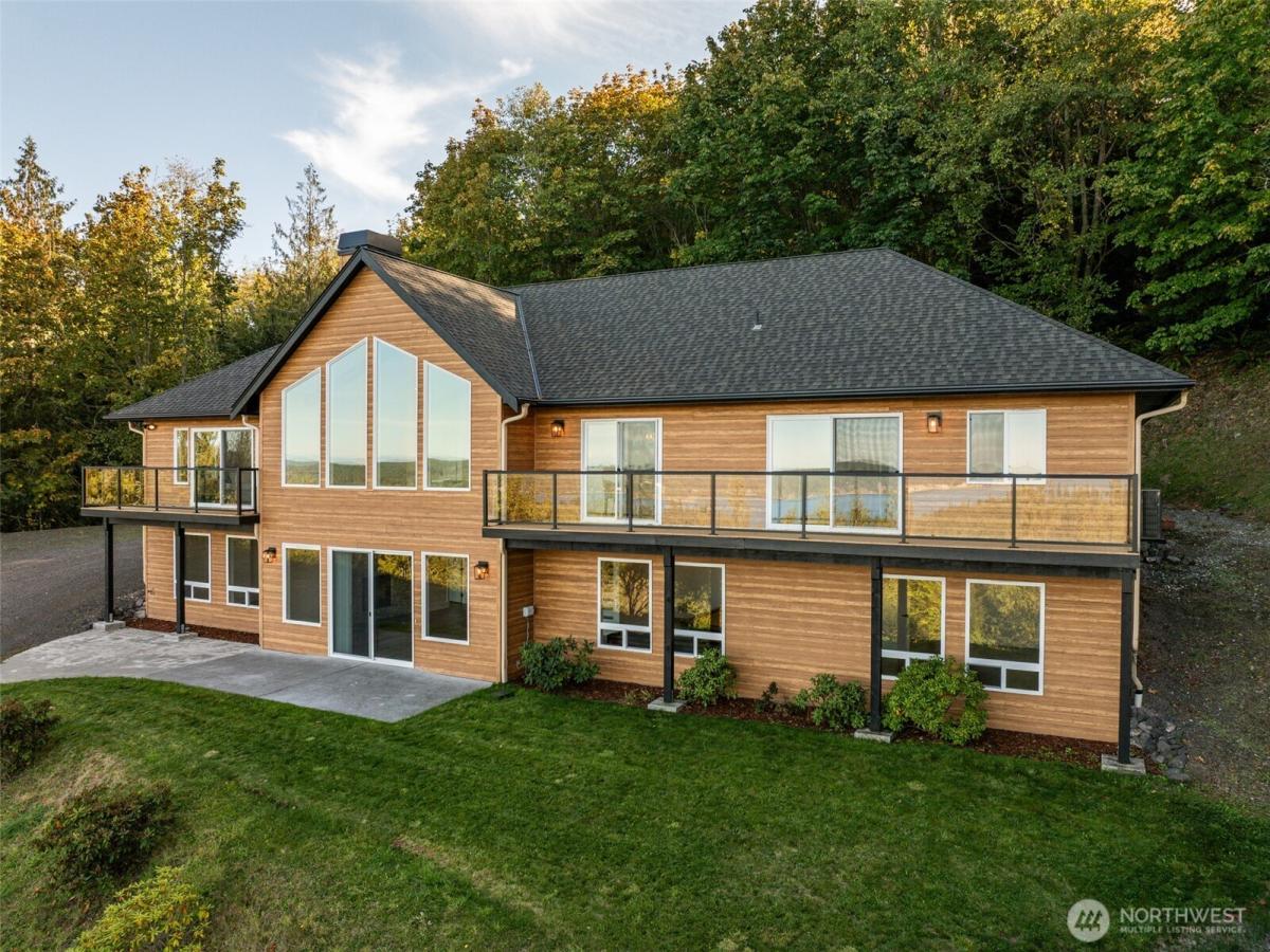 MLS #NWM2443355 image #0