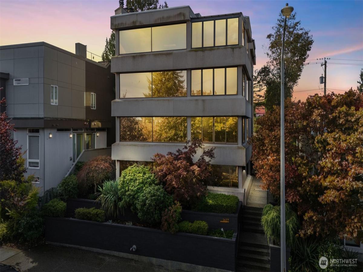 MLS #NWM2443367 image #0