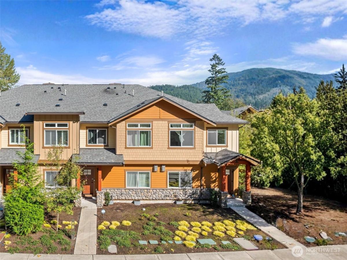 MLS #NWM2443372 image #0