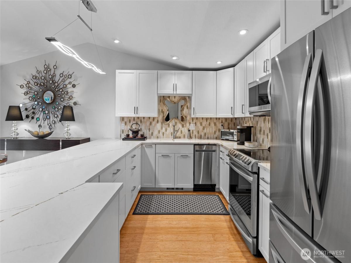 MLS #NWM2443513 image #0