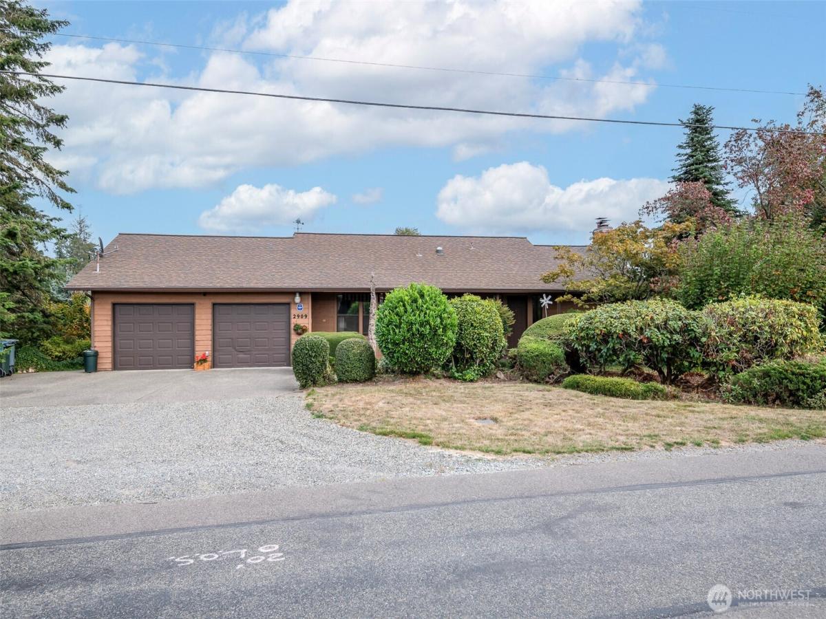 MLS #NWM2443565 image #0