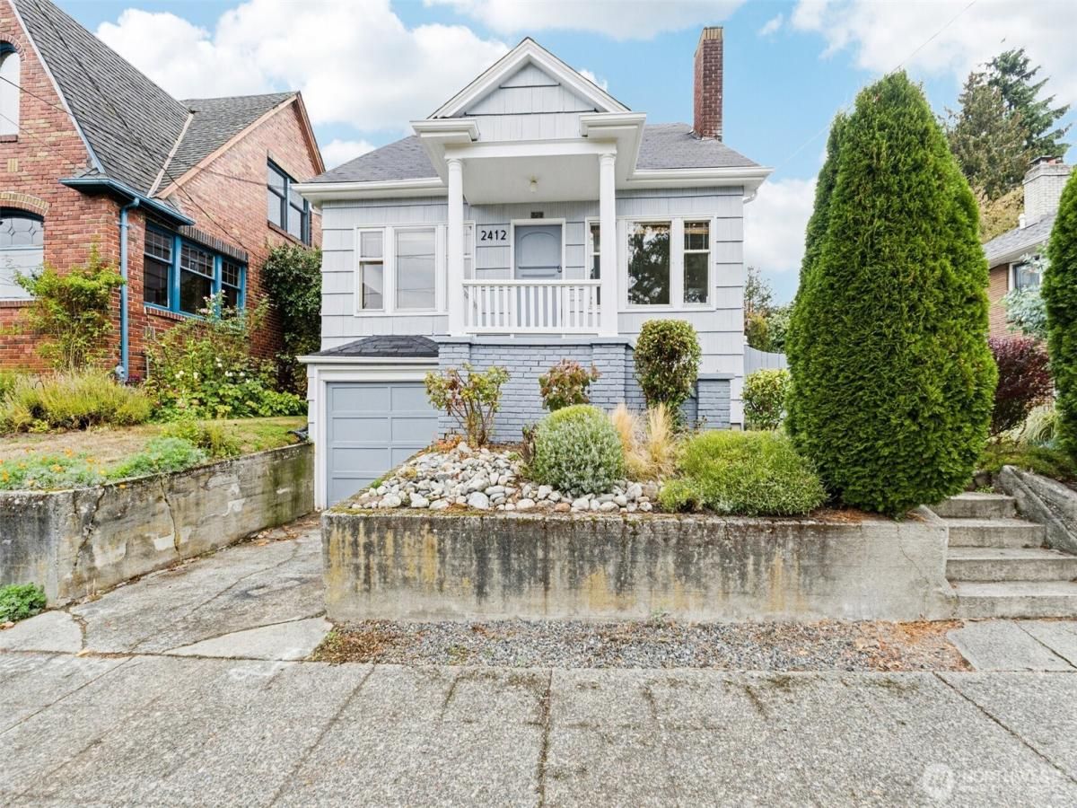 MLS #NWM2443946 image #0