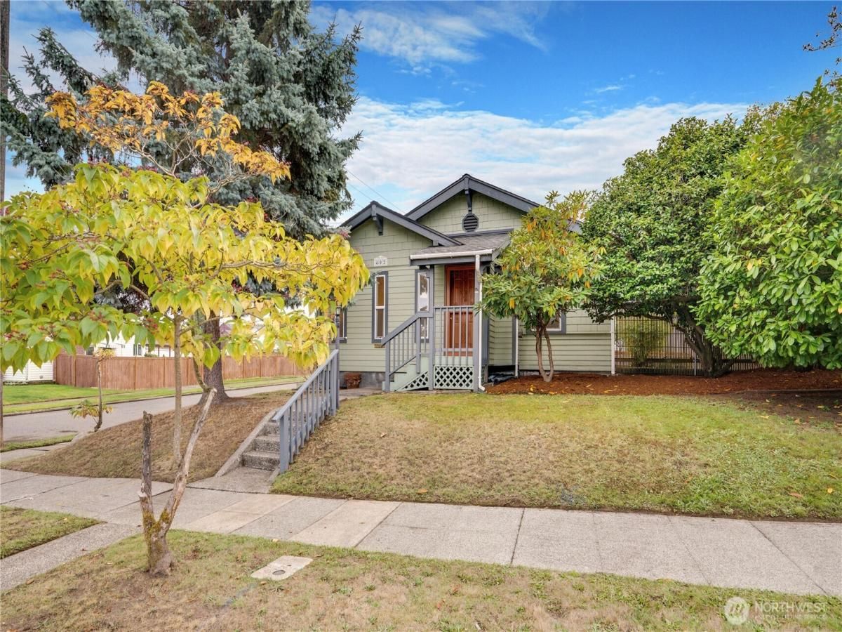 MLS #NWM2443980 image #0