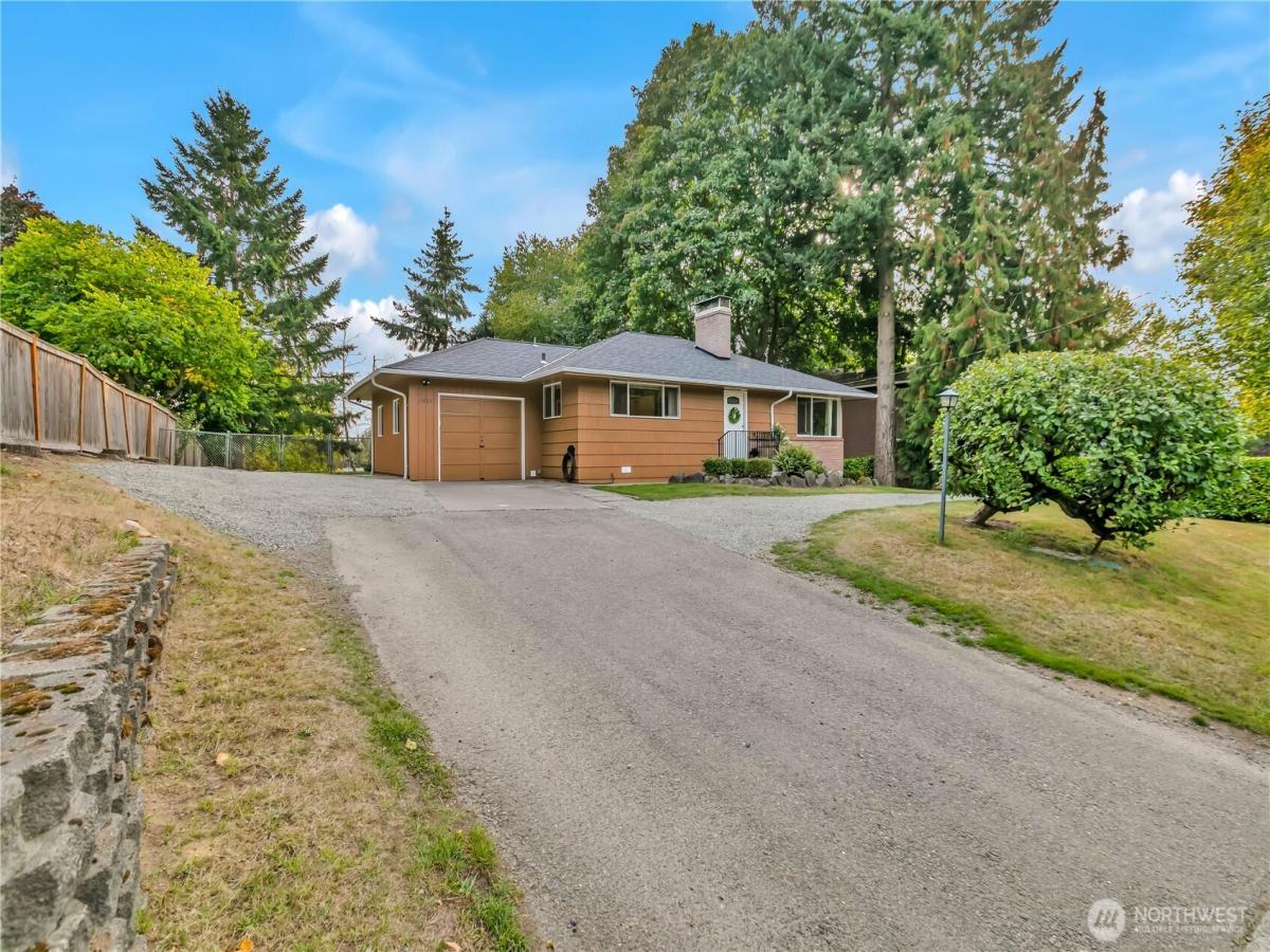 MLS #NWM2444294 image #0