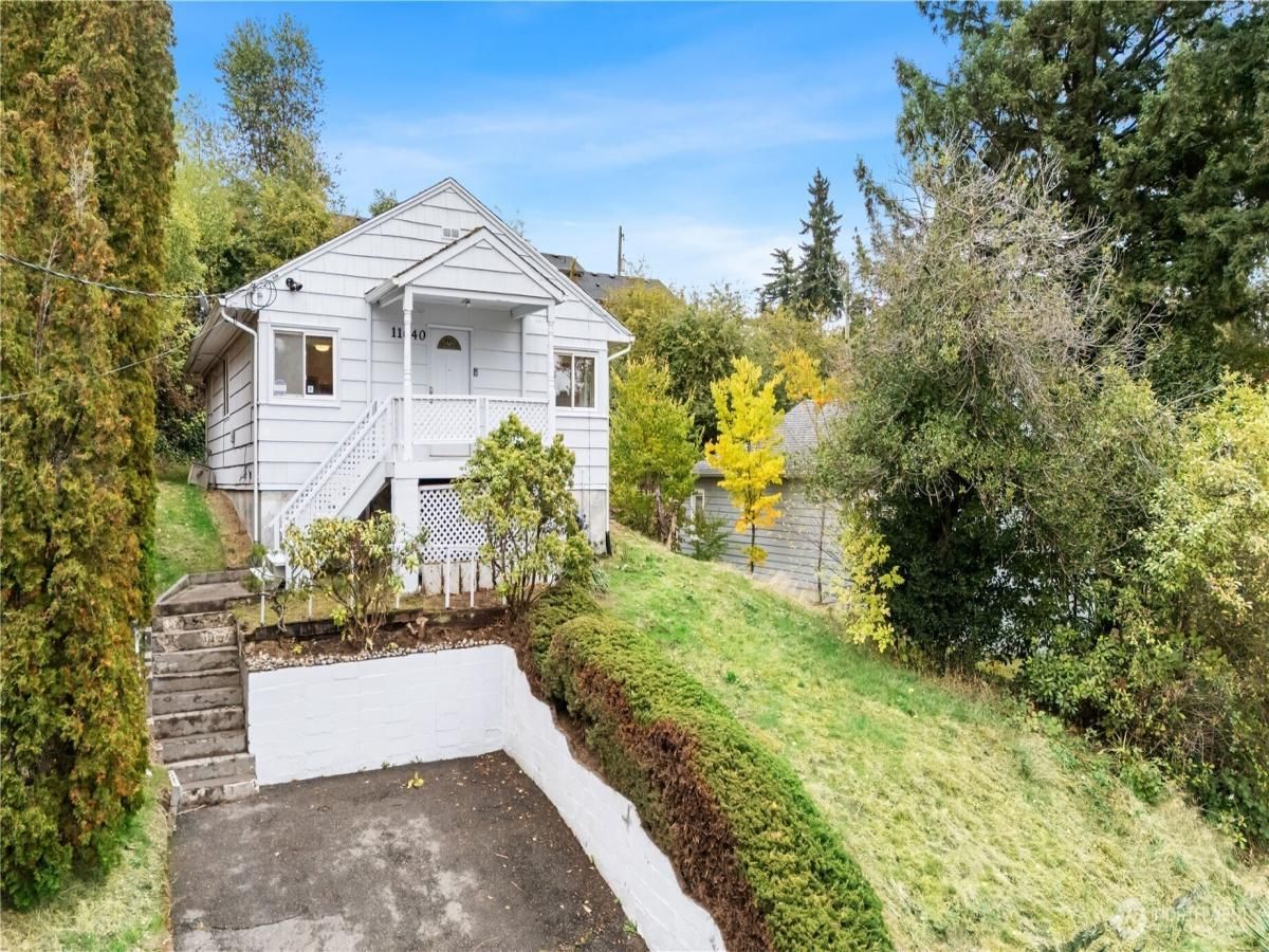 MLS #NWM2444437 image #0