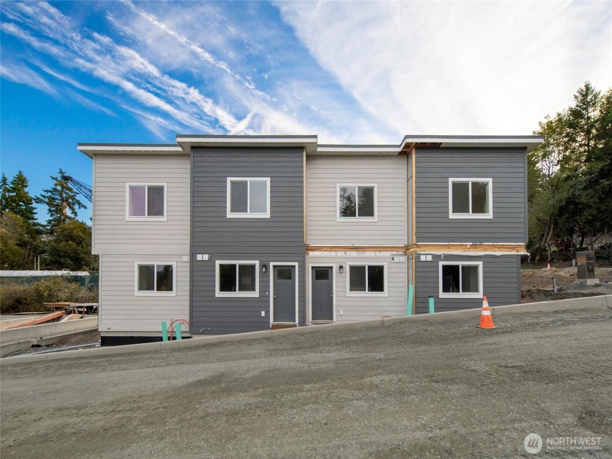 MLS #NWM2444505 image #0