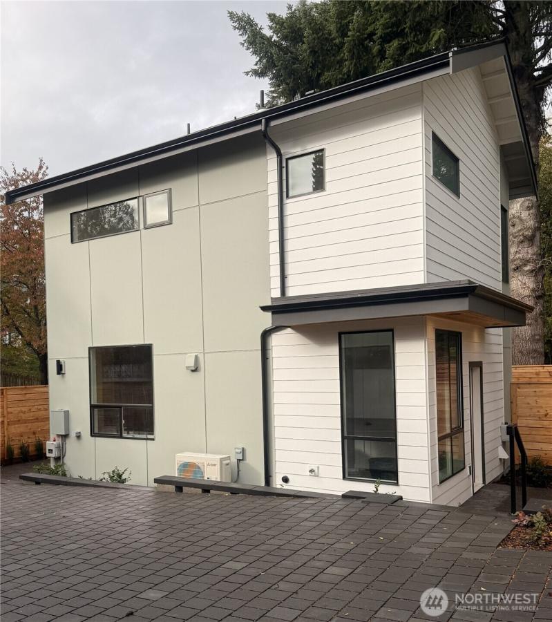 MLS #NWM2444509 image #0