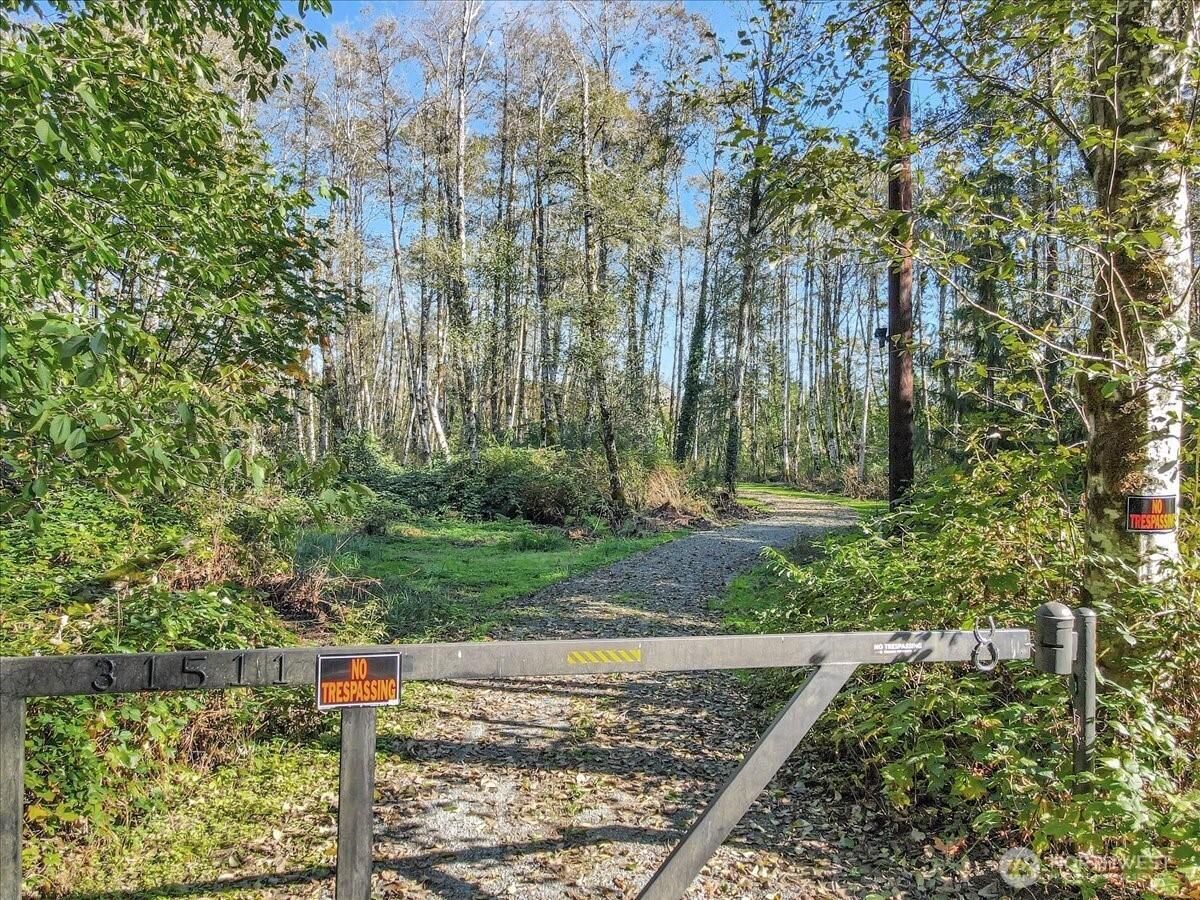 MLS #NWM2444595 image #0
