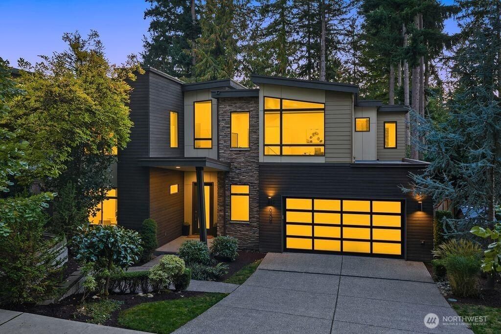 MLS #NWM2444808 image #0