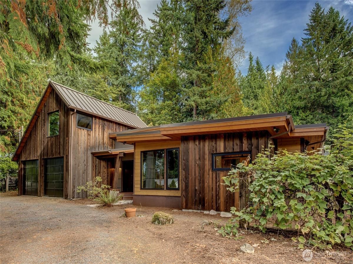 MLS #NWM2444880 image #0