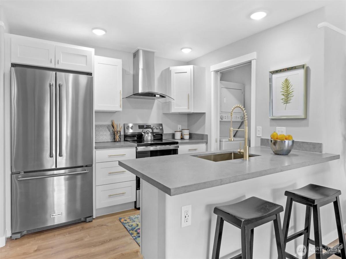 MLS #NWM2444894 image #0