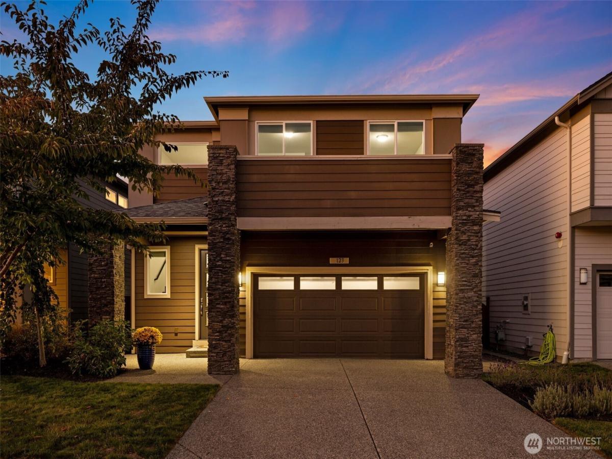 MLS #NWM2444939 image #0