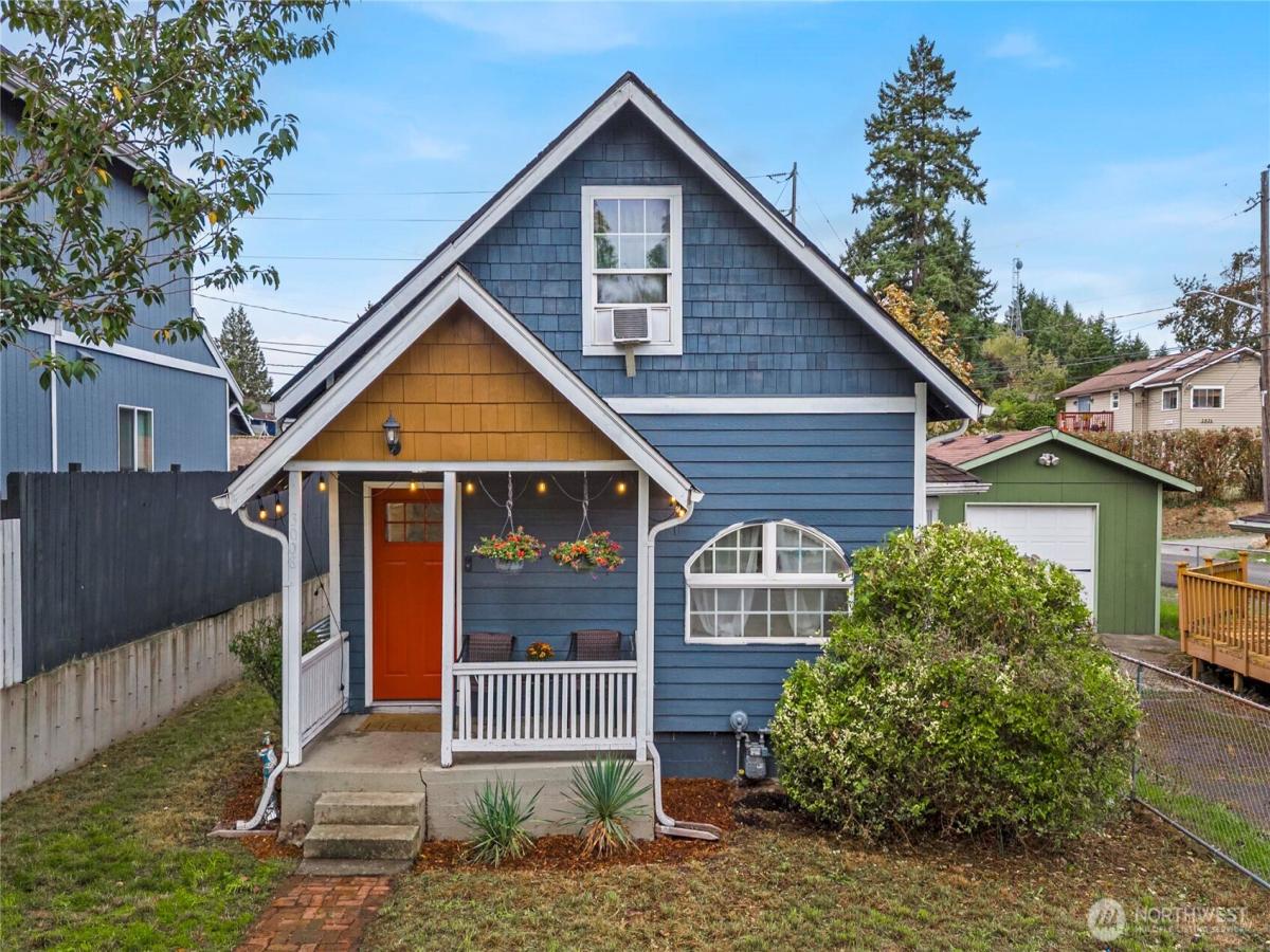 MLS #NWM2444940 image #0