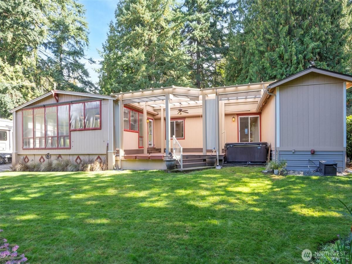 MLS #NWM2445085 image #0